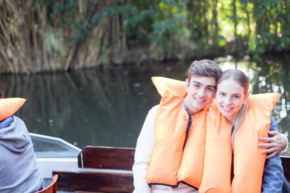 Veneajelu Safety Tips: How to Have a Fun and Secure Boat Trip
